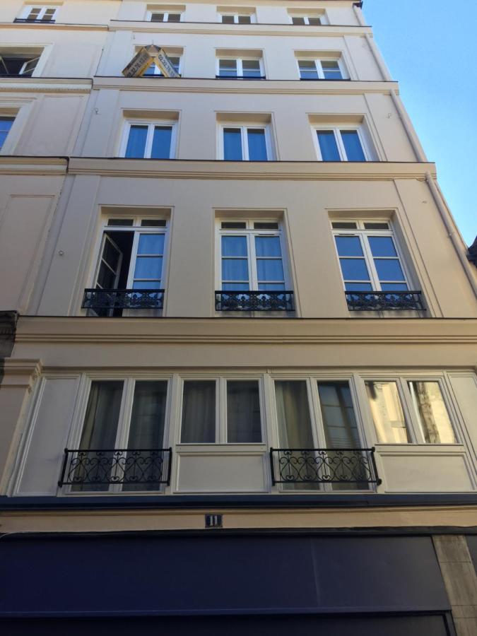 Bel Appartement Dans Le Centre Historique De Ruan Exterior foto